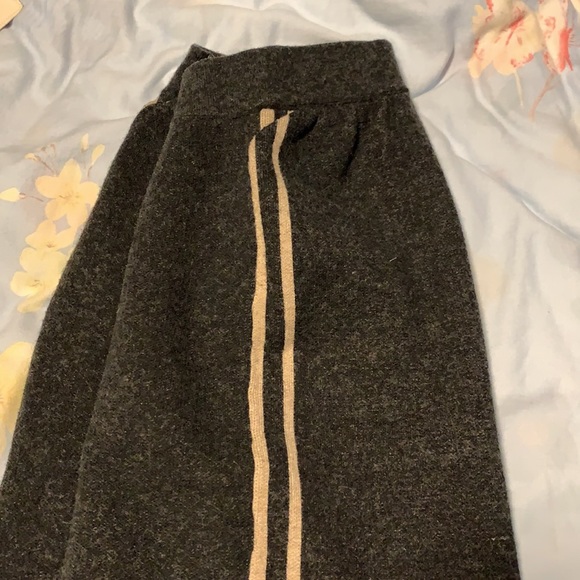 Skirt - Picture 3 of 3